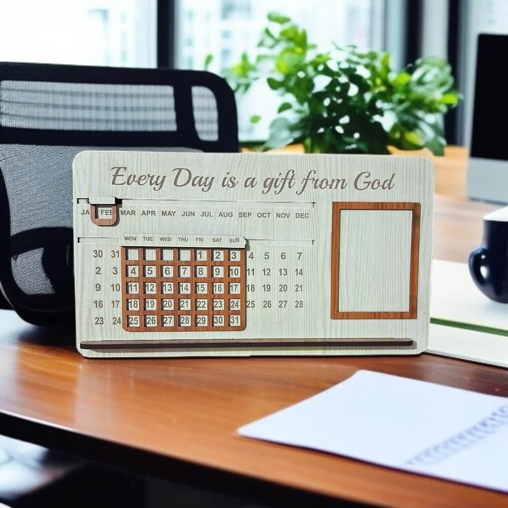 Lifetime Calendar For Desk